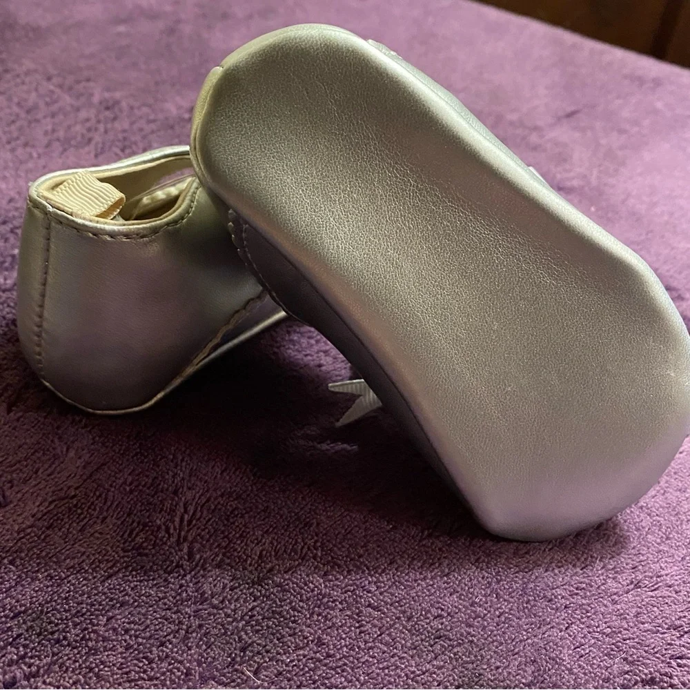 Silver Bow Baby Shoes | Infant Girl Dress Shoes | Size 2